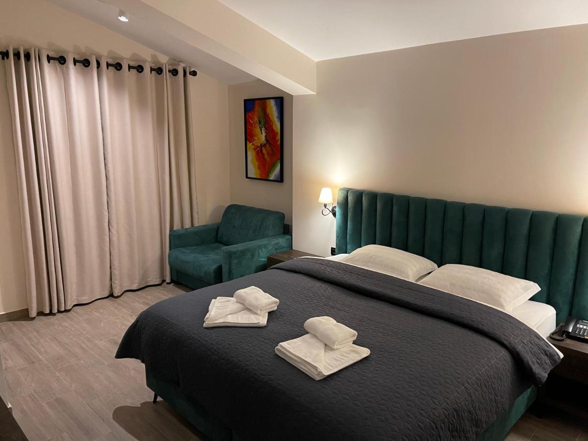 Venis Hotel Tirana Exteriér fotografie