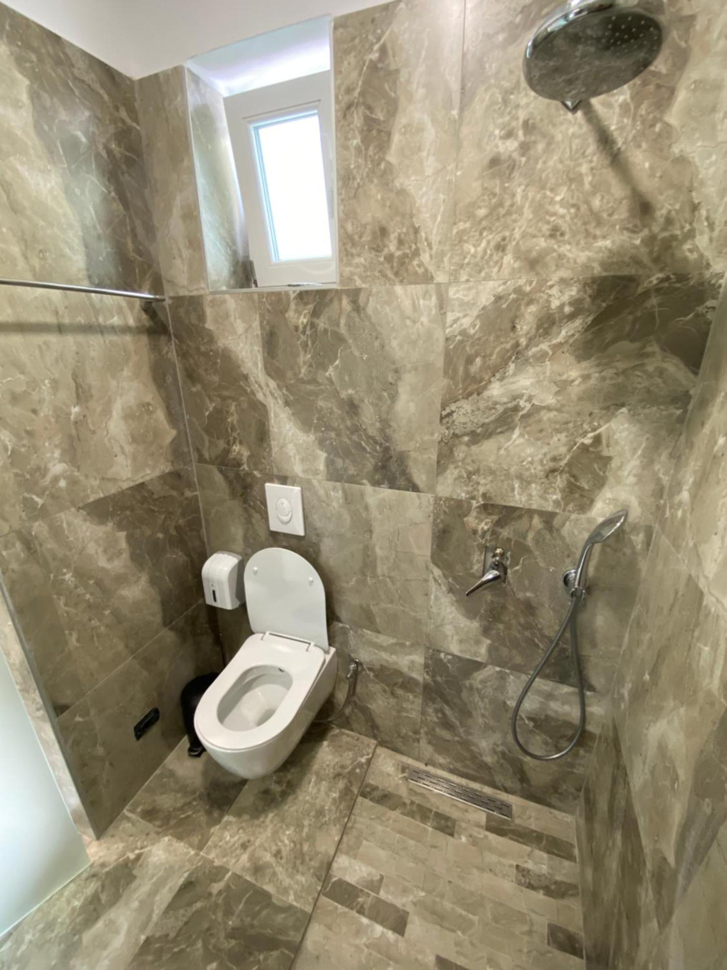 Venis Hotel Tirana Pokoj fotografie