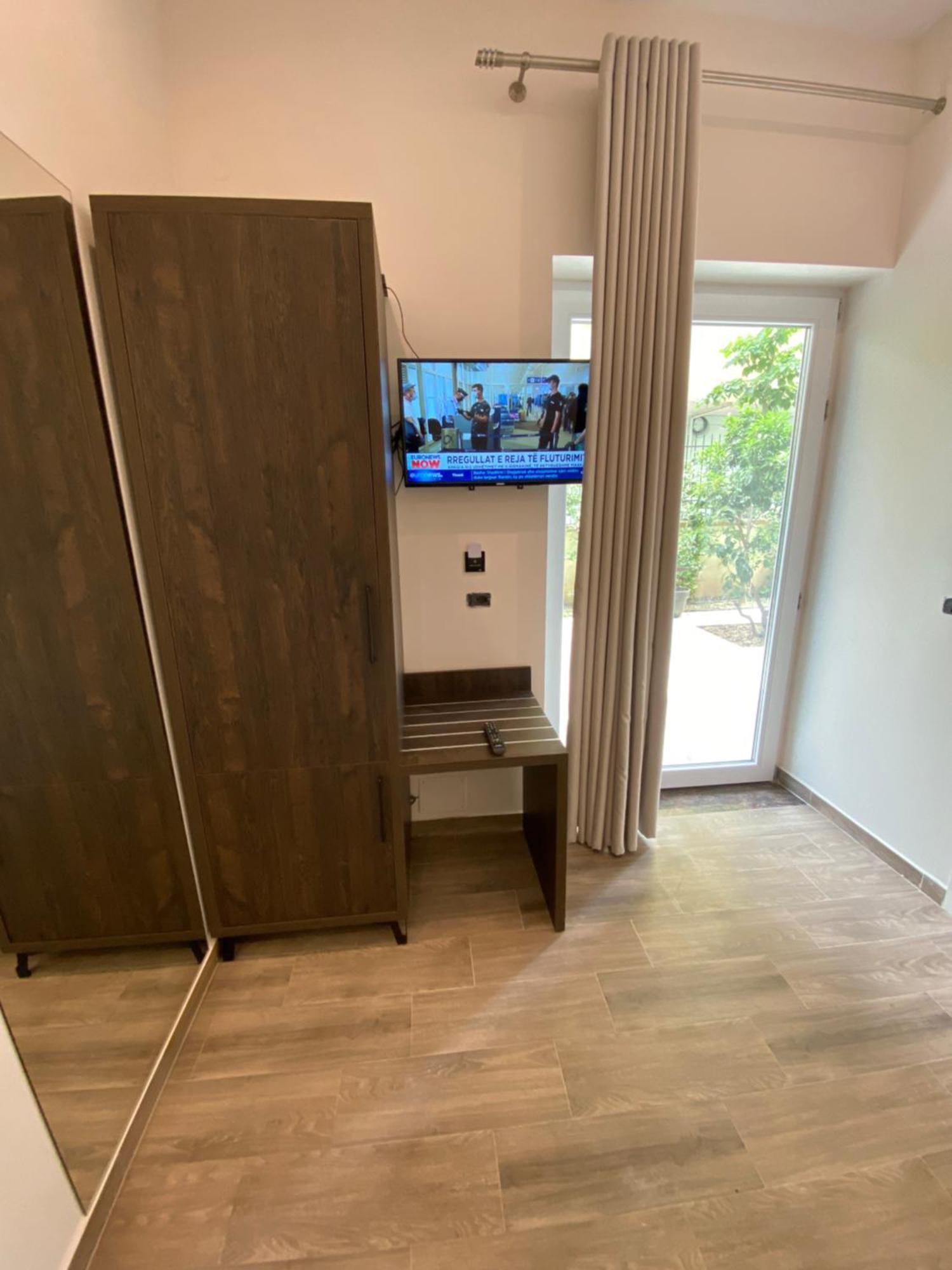 Venis Hotel Tirana Pokoj fotografie